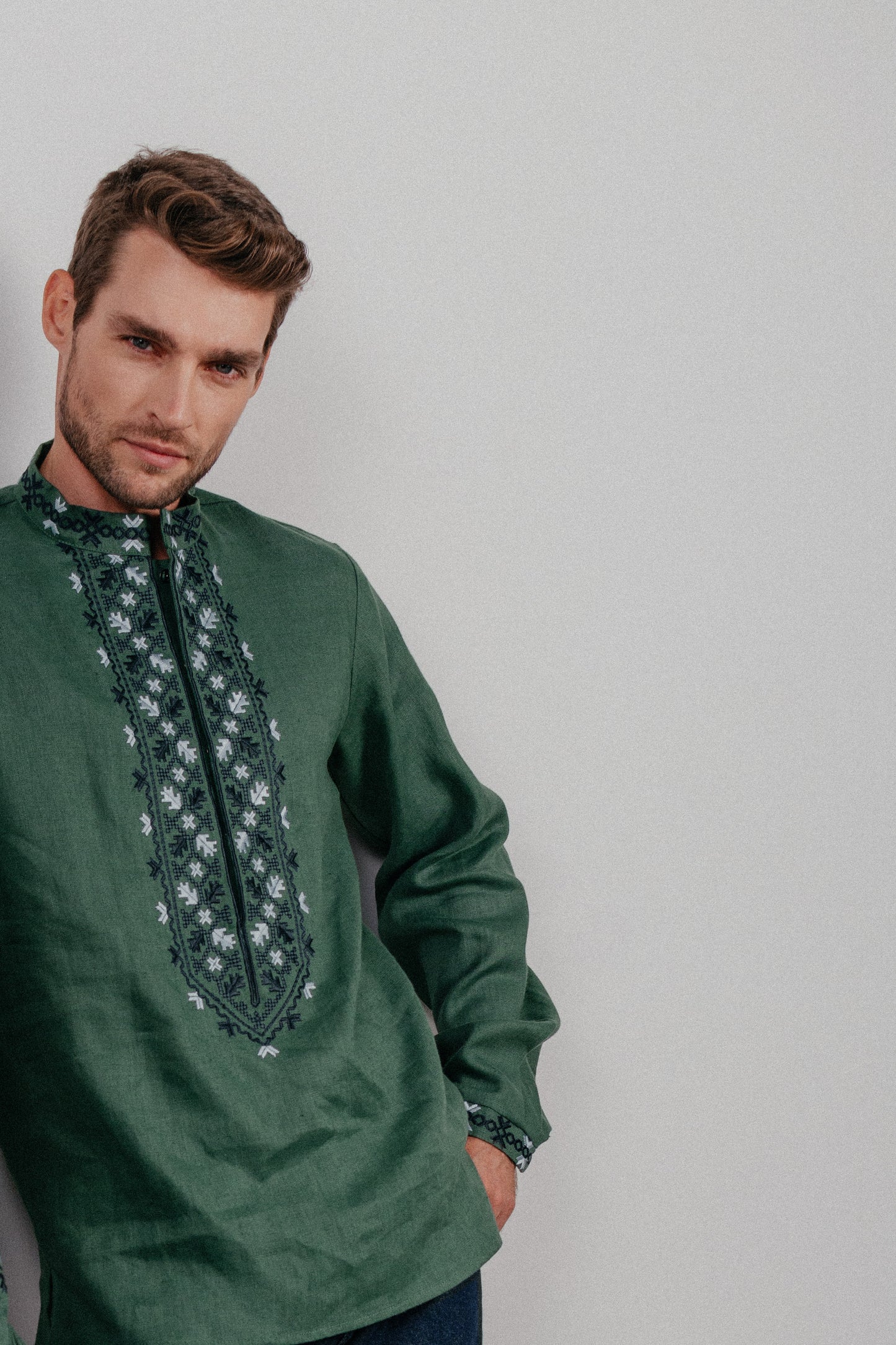 Men's embroidered shirt "Emerald"