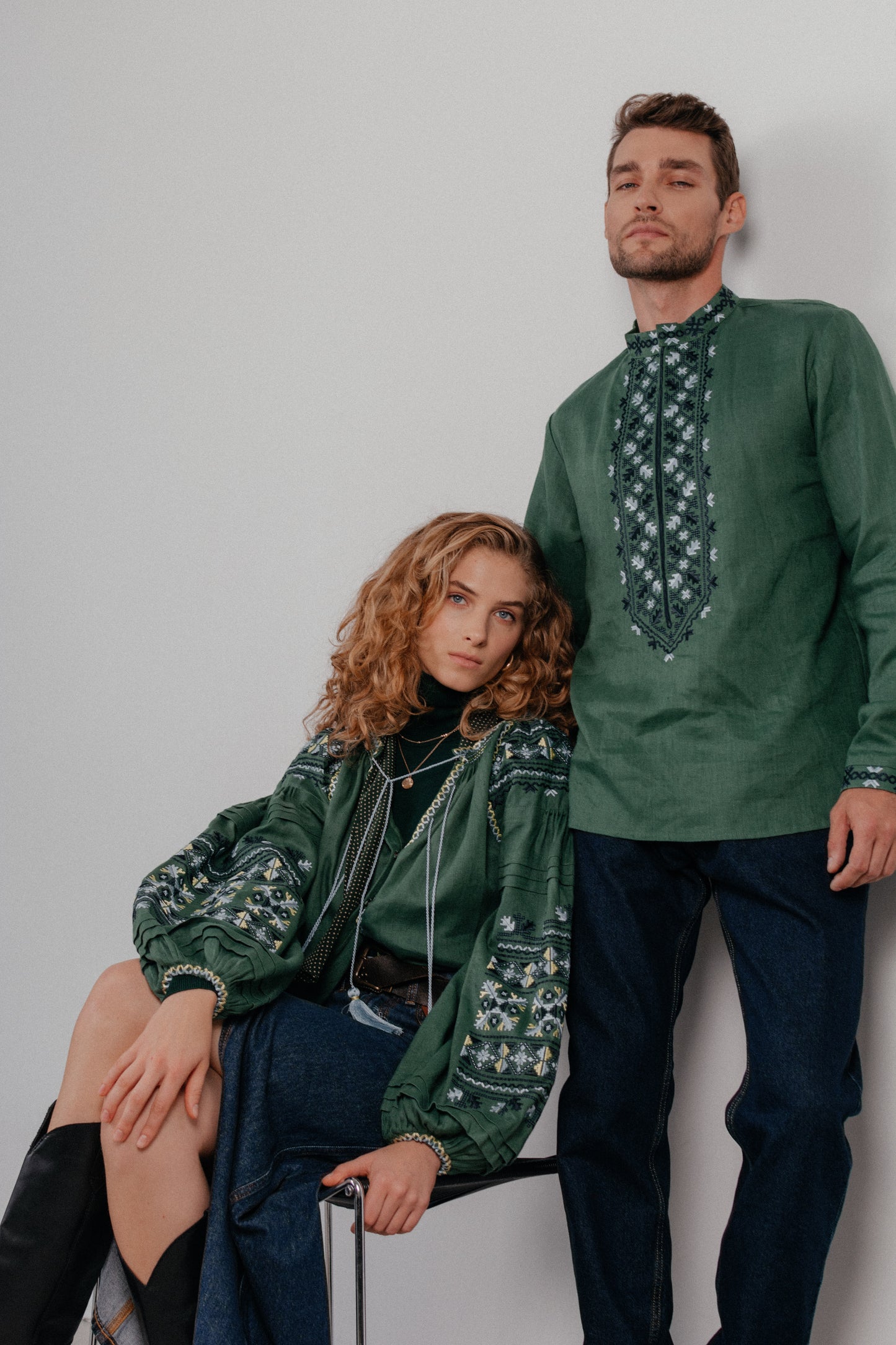 Men's embroidered shirt "Emerald"